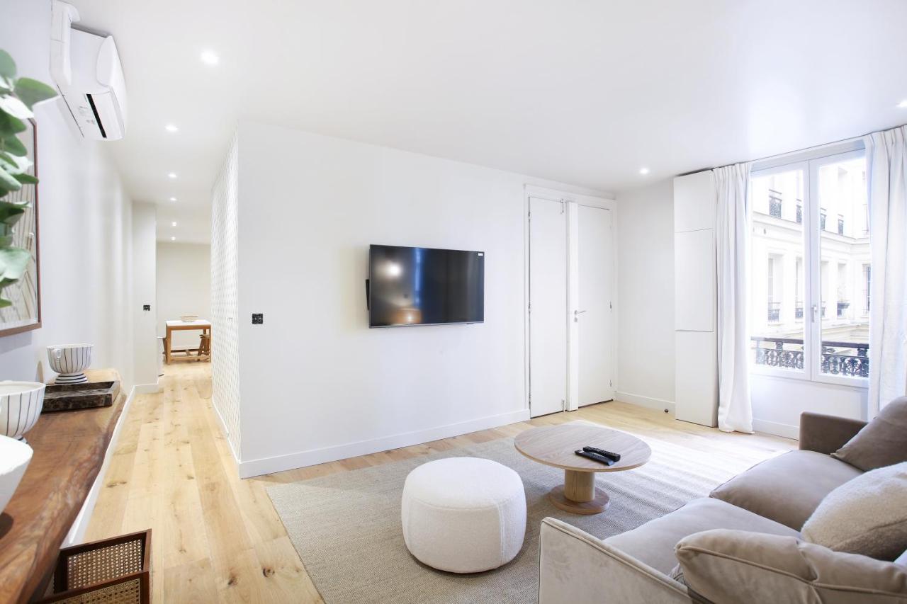 Residence In The Center Of Paris By Studio Prestige Buitenkant foto