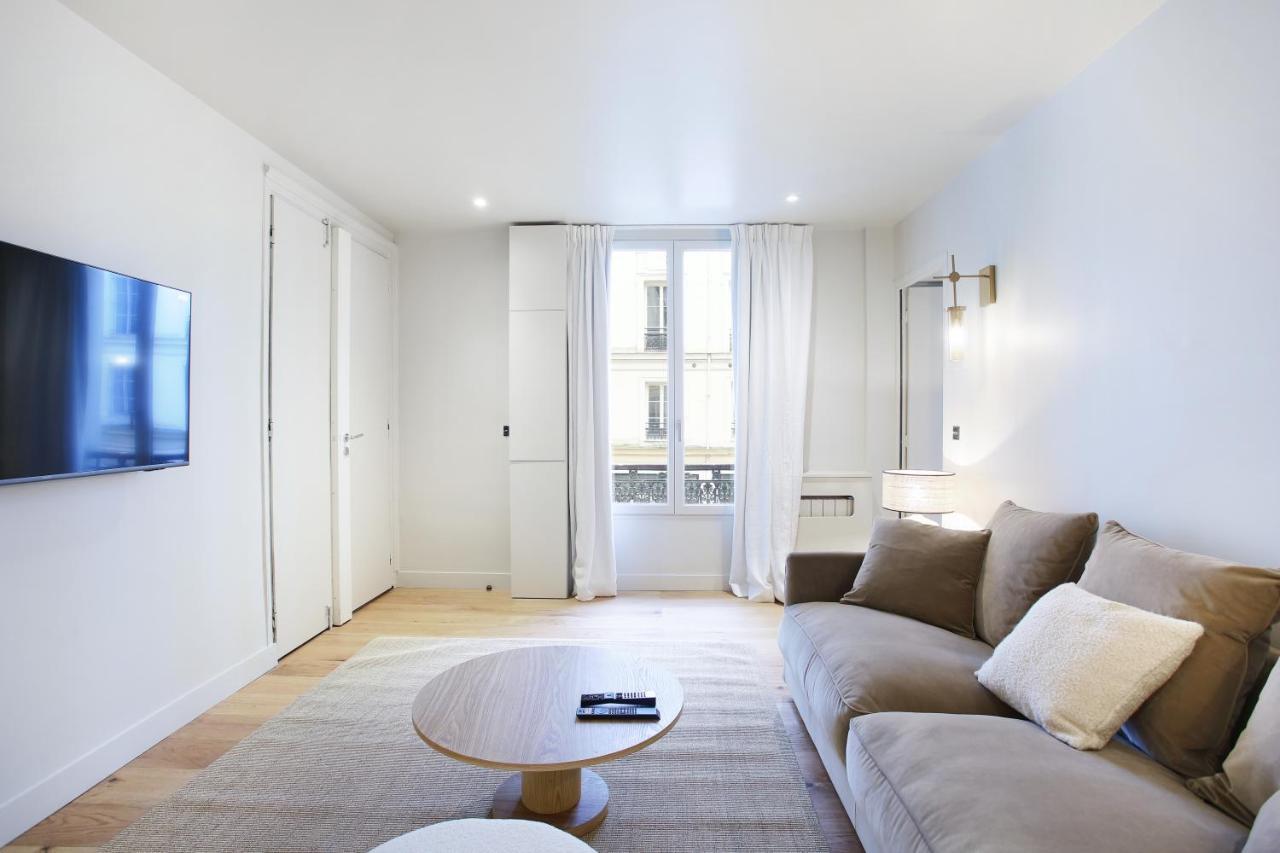 Residence In The Center Of Paris By Studio Prestige Buitenkant foto