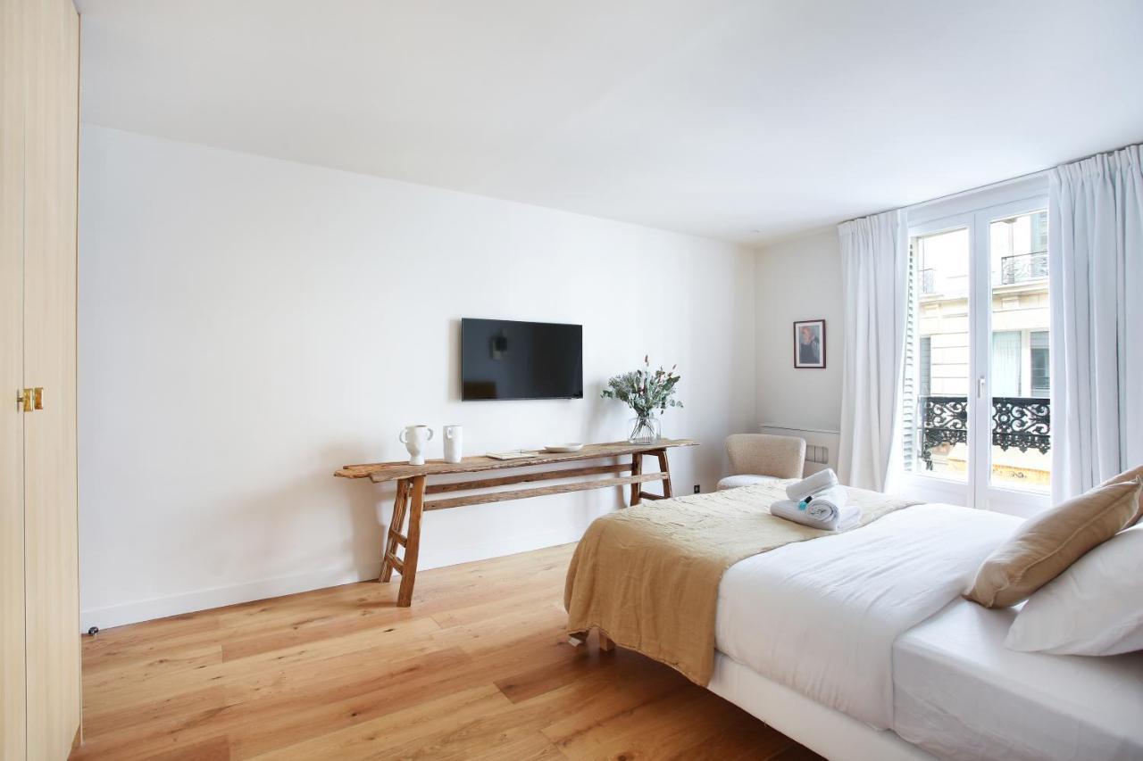 Residence In The Center Of Paris By Studio Prestige Buitenkant foto